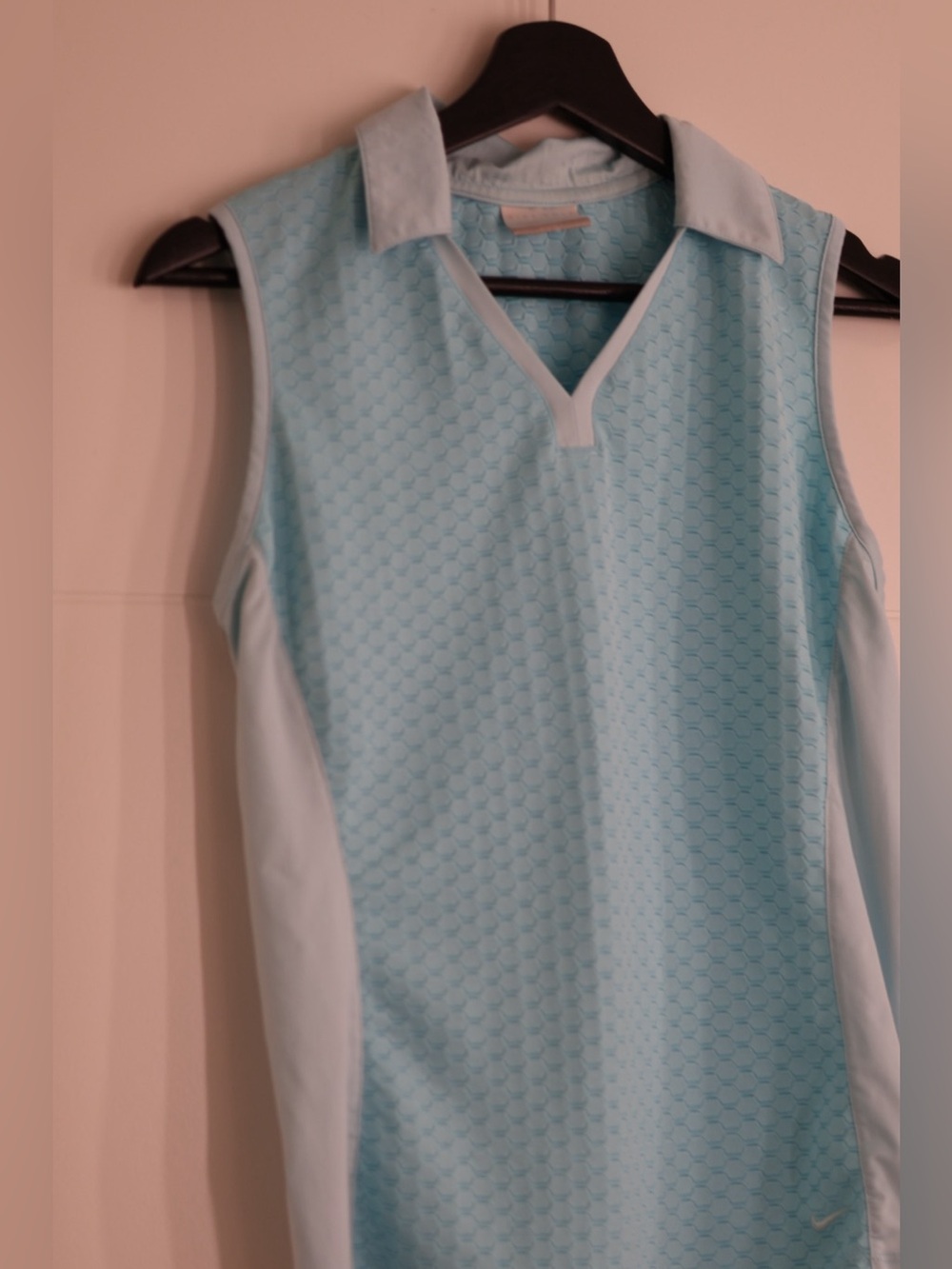 Nike Golf Women’s Sleeveless Polo Top Aqua Blue Textured Dri-FIT Size M